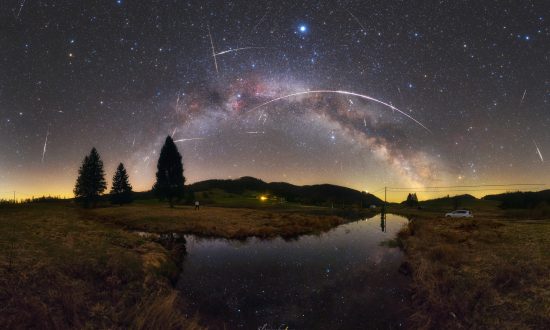 Meteorický dážď Lyridov