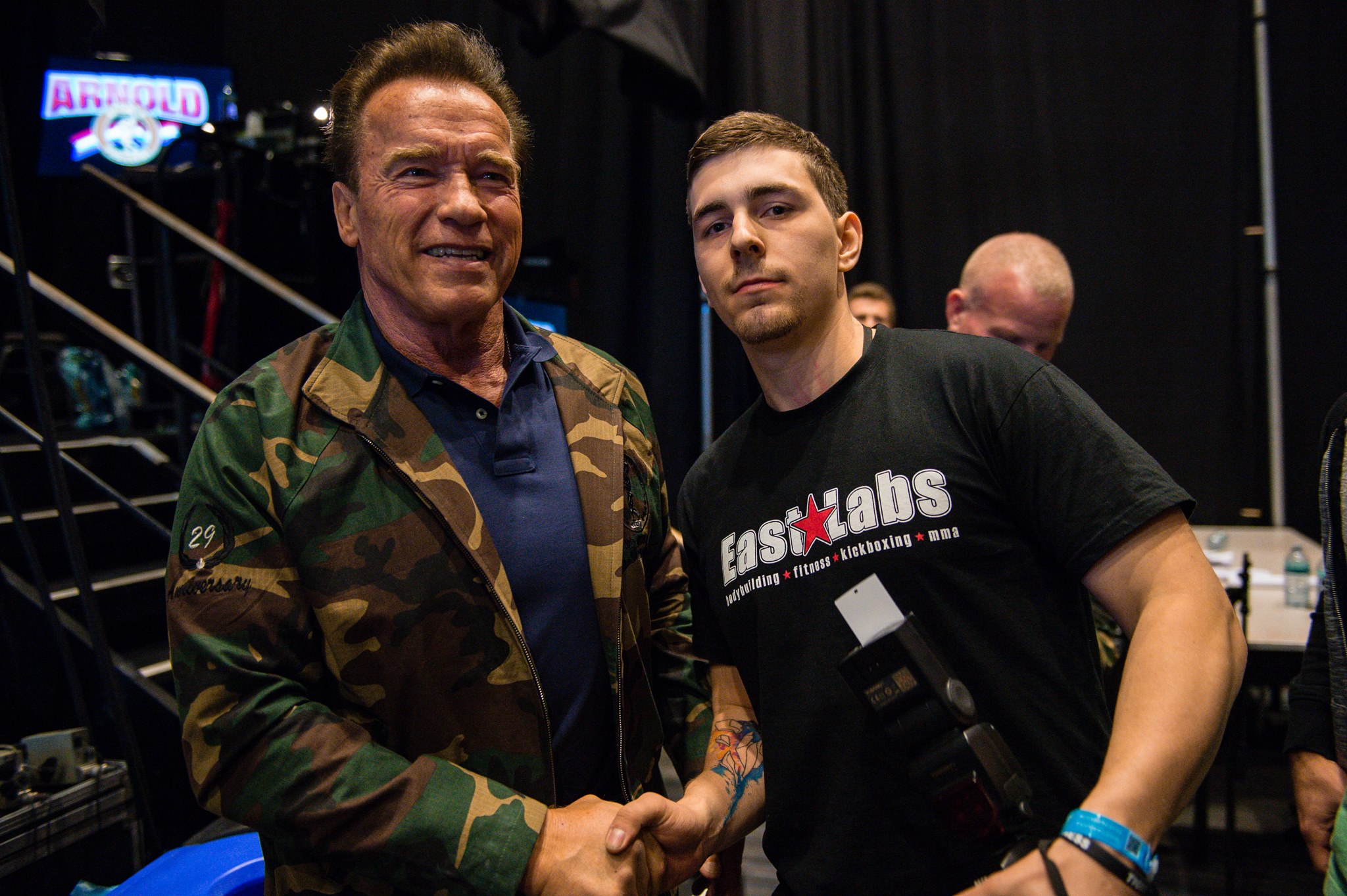 Jakub sa vďaka svojej práci stretol aj s Arnoldom Schwarzeneggerom.