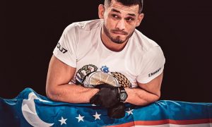 Makhmud Muradov s uzbeckou vlakou