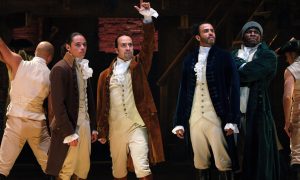 Záber z muzikálu Hamilton