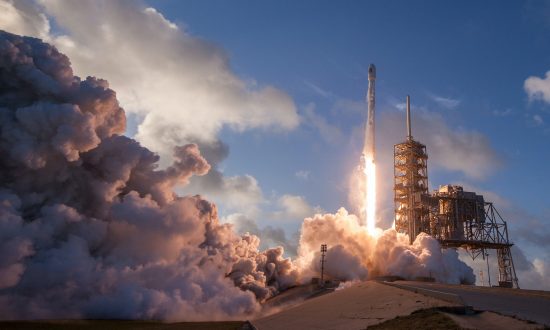 Spoločnosť SpaceX má na konte rekordné prvenstvá
