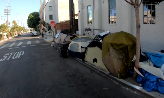 Bezdomovecké stany v Los Angeles