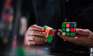 Súťažiaci počas kvalifikácie v Rusku v roku 2019