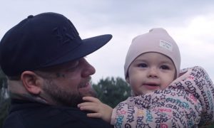 Kali vydal emotívnu skladbu.