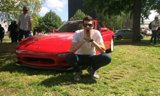 Dominik Parajka si splnil sen a píše o autách