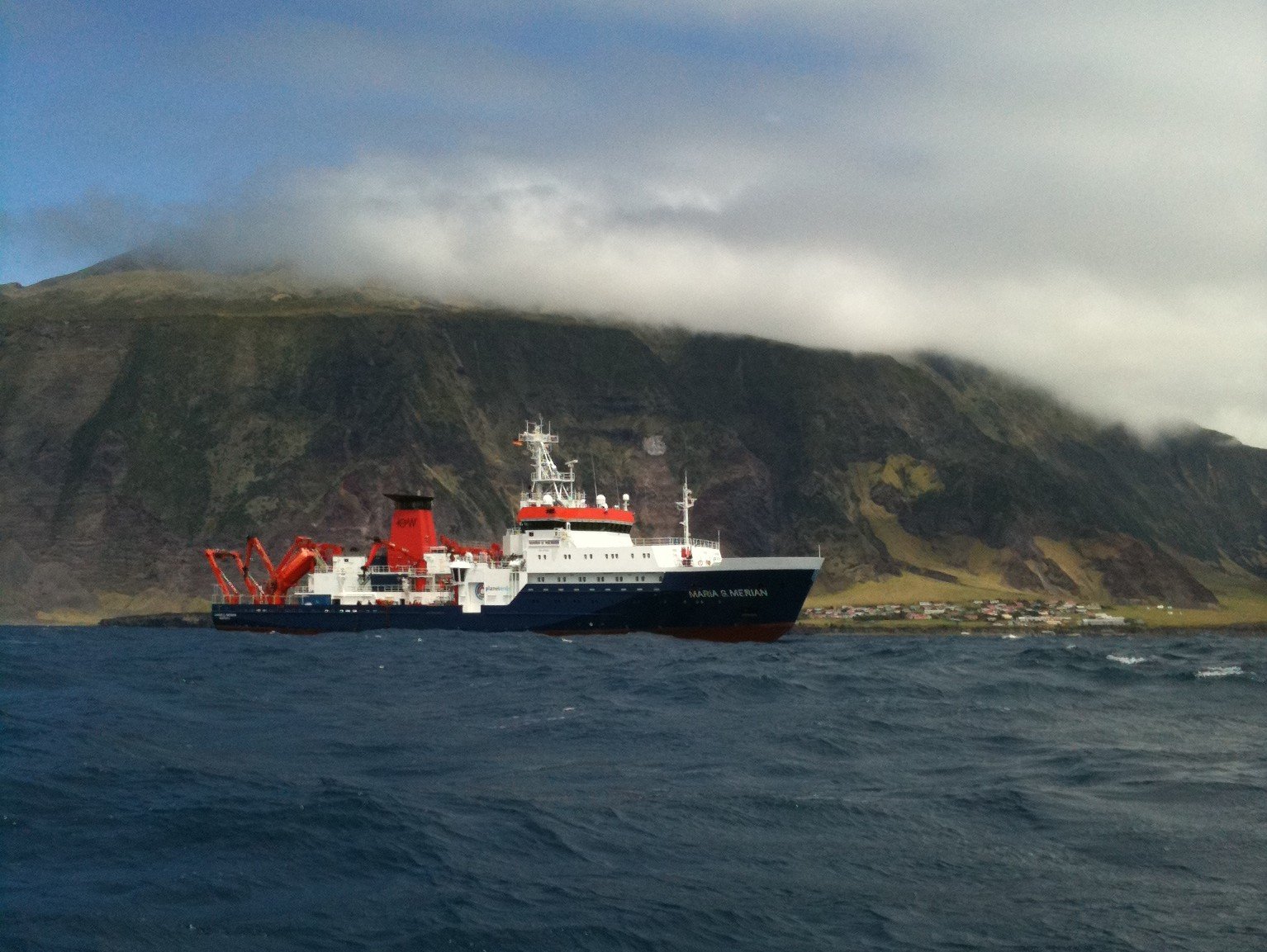 Plavidlo, Loď, Tristan da Cunha
