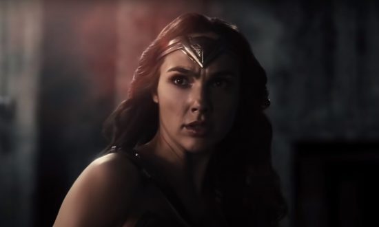 Porovnanie scén Justice League z roku 2017 a roku 2021.