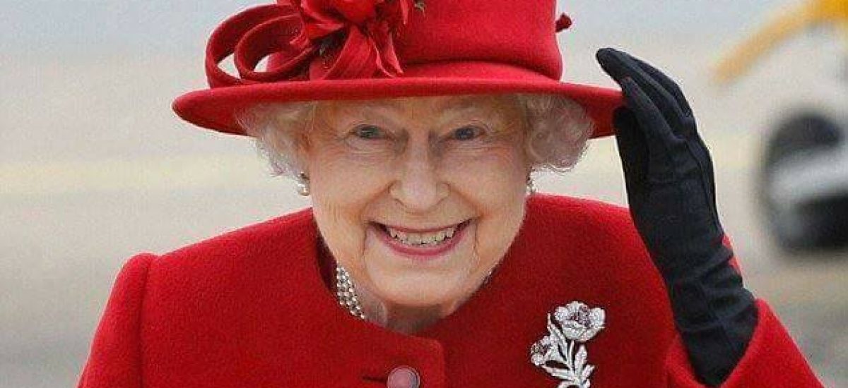 5 bežných vecí, ktoré kráľovná Alžbeta údajne nikdy nespravila