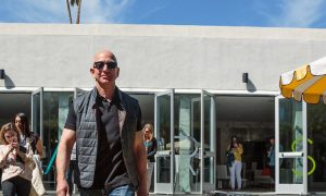 Jeff Bezos sa chystá do vesmíru