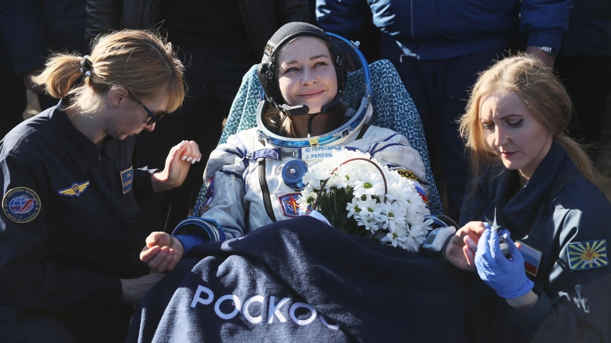Herečka Yulia Peresild po pristátí v Kazachstane