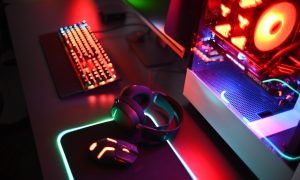 E-šport CS:GO gaming hry