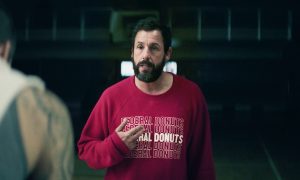 Adam Sandler vo filme Hustle