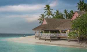 Hotel Malahini Kuda Bandos na Maldivách