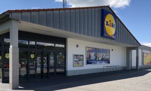 Predajňa nákupného reťazca Lidl.