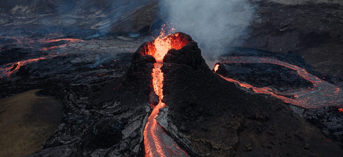 Riziko erupcie sa neustále zvyšuje!