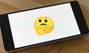 emotikon na obrazovke mobilu emotikony výskum
