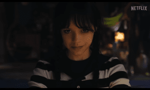 Herečka Jenna Ortega v hlavnej úlohe seriálu - pokračovanie Wednesday