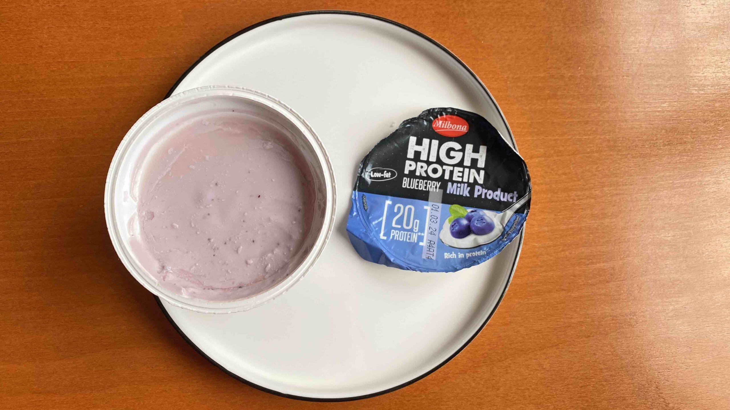 proteínový jogurt milbona