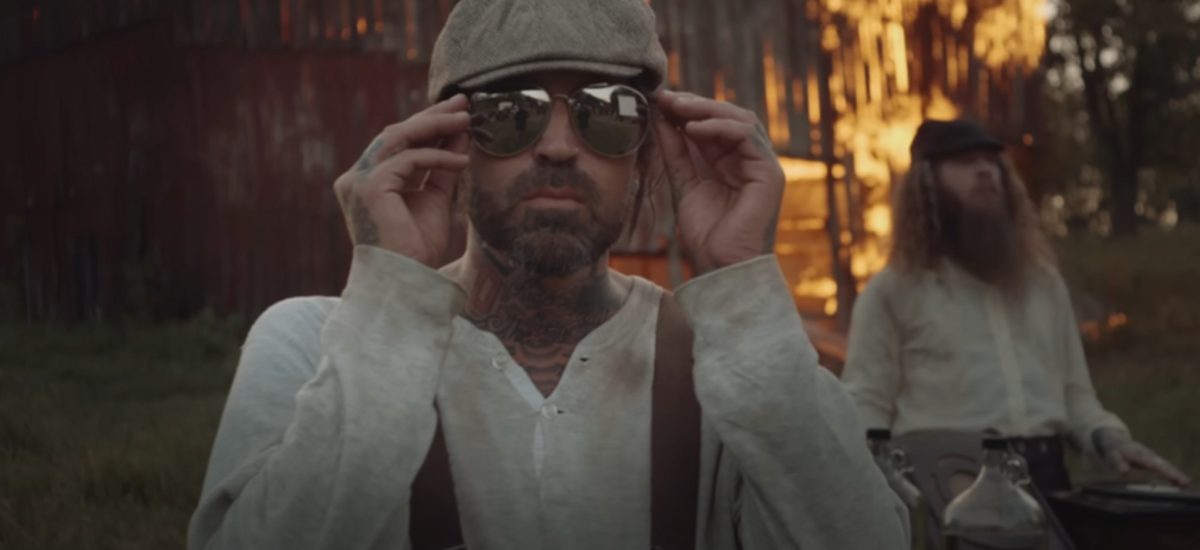 Yelawolf