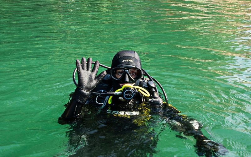 Hrôza čo našli potápači v obľúbených petržalských jazerách!